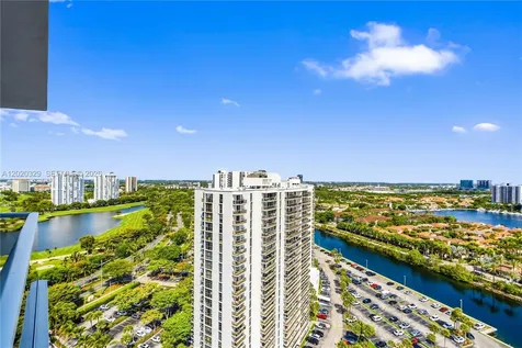 20281 E Country Club Drive Aventura FL 33180