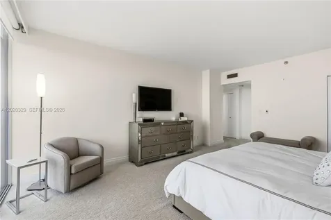 20281 E Country Club Drive Aventura FL 33180