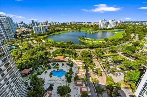 20281 E Country Club Drive Aventura FL 33180