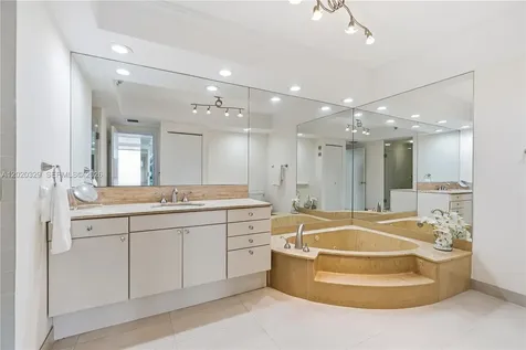 20281 E Country Club Drive Aventura FL 33180