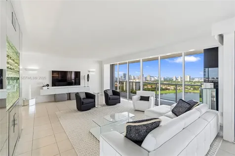 20281 E Country Club Drive Aventura FL 33180