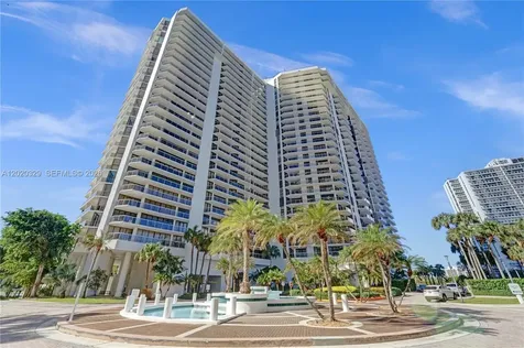 20281 E Country Club Drive Aventura FL 33180
