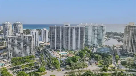 20281 E Country Club Drive Aventura FL 33180
