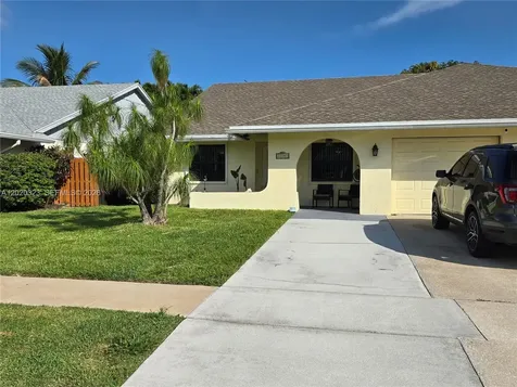 12051 Suellen Circle Wellington FL 33414
