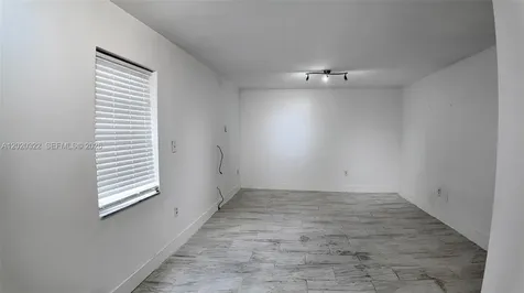 2138 SW 6th Street Miami FL 33135