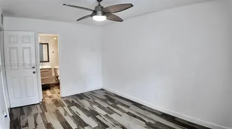 2138 SW 6th Street Miami FL 33135