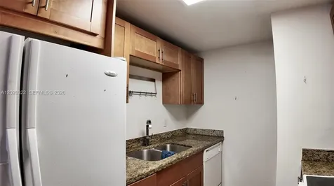 2138 SW 6th Street Miami FL 33135
