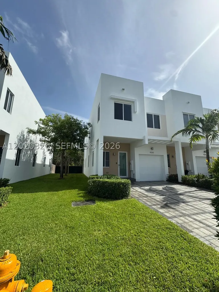 10265 NW 72nd Terrace Doral FL 33178