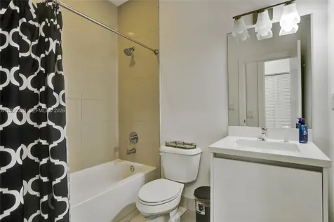 10265 NW 72nd Terrace Doral FL 33178