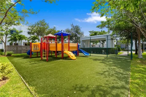 10265 NW 72nd Terrace Doral FL 33178