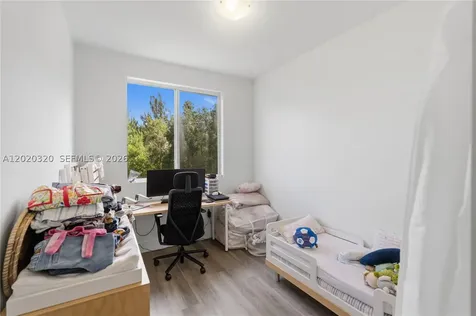 10265 NW 72nd Terrace Doral FL 33178