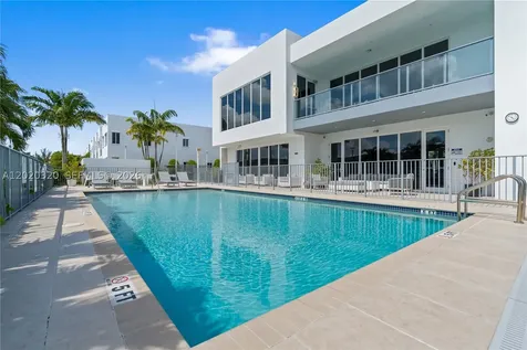10265 NW 72nd Terrace Doral FL 33178
