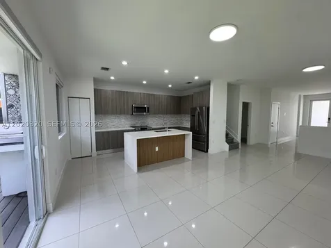 10265 NW 72nd Terrace Doral FL 33178