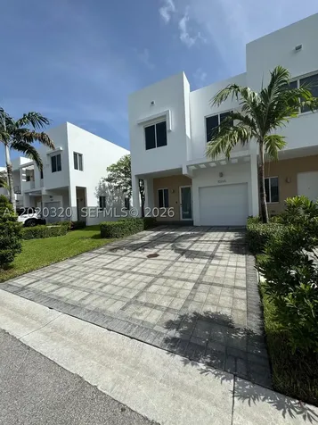 10265 NW 72nd Terrace Doral FL 33178