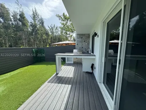 10265 NW 72nd Terrace Doral FL 33178