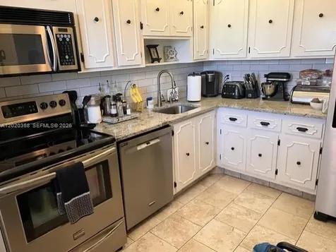 2901 S Palm Aire Drive Pompano Beach FL 33069