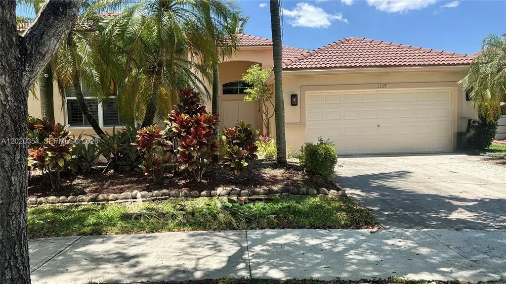 1139 Chenille Circle Weston FL 33327