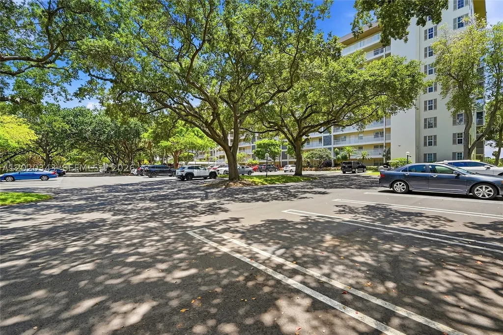 Pompano Beach FL 33069
