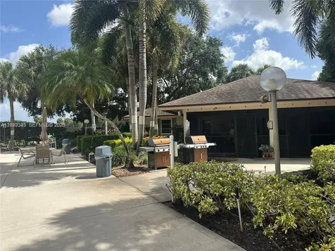Pompano Beach FL 33069