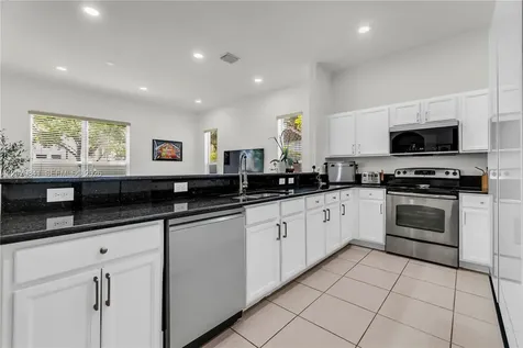 17064 SW 90th Way Miami FL 33196