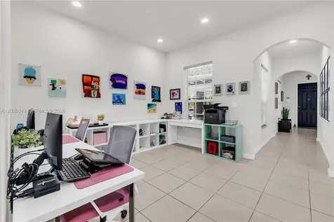 17064 SW 90th Way Miami FL 33196