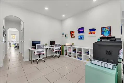 17064 SW 90th Way Miami FL 33196