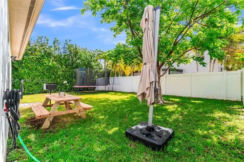 17064 SW 90th Way Miami FL 33196