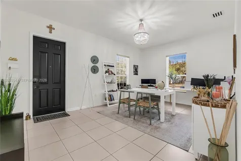 17064 SW 90th Way Miami FL 33196