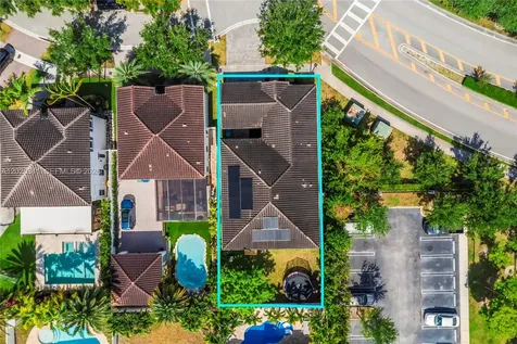 17064 SW 90th Way Miami FL 33196