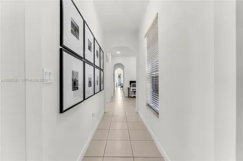 17064 SW 90th Way Miami FL 33196