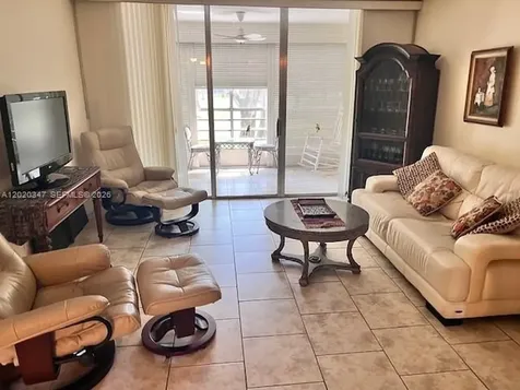 2998 NW 48th Terrace Lauderdale Lakes FL 33313