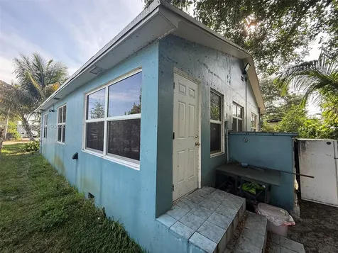 688 SW 7th Terrace Dania Beach FL 33004
