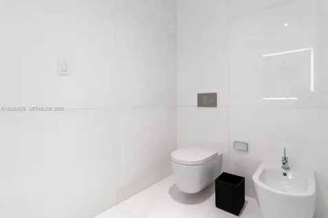 300 Biscayne Boulevard Way Miami FL 33131