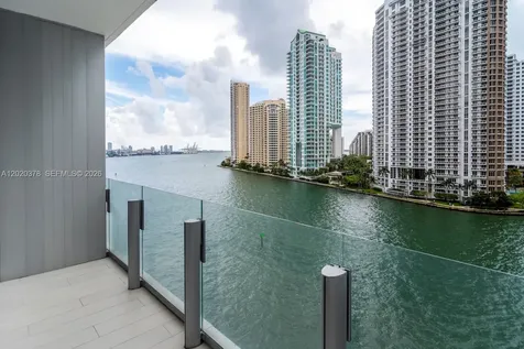 300 Biscayne Boulevard Way Miami FL 33131