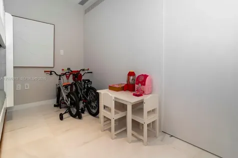 300 Biscayne Boulevard Way Miami FL 33131