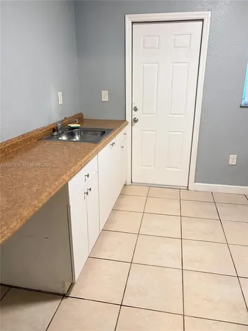 1329 NW 6 Avenue Florida City FL 33034