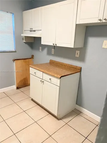 1329 NW 6 Avenue Florida City FL 33034