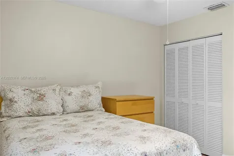 6885 NW 75th Place Parkland FL 33067