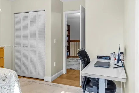 6885 NW 75th Place Parkland FL 33067