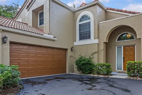 6885 NW 75th Place Parkland FL 33067
