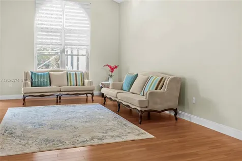 6885 NW 75th Place Parkland FL 33067