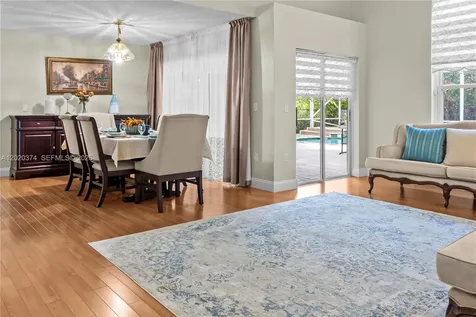 6885 NW 75th Place Parkland FL 33067
