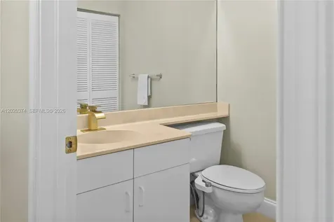 6885 NW 75th Place Parkland FL 33067