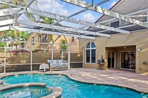 6885 NW 75th Place Parkland FL 33067