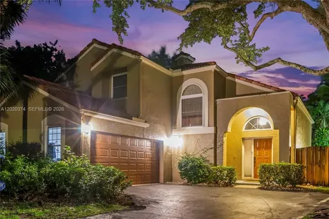 6885 NW 75th Place Parkland FL 33067