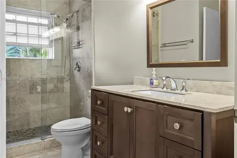 6885 NW 75th Place Parkland FL 33067
