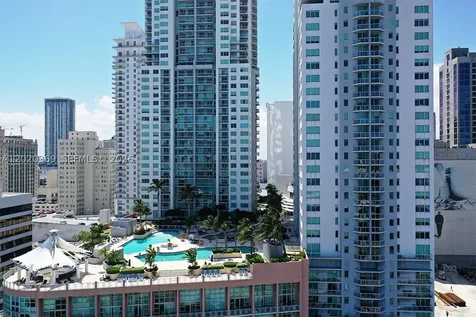 253 NE 2nd Street Miami FL 33132