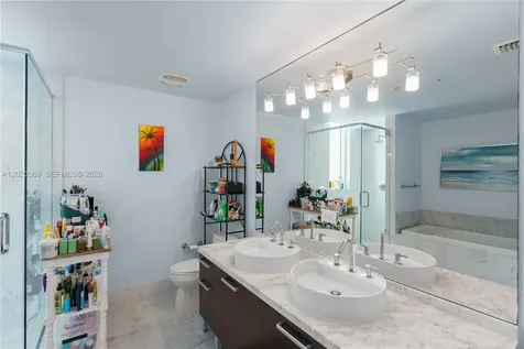 253 NE 2nd Street Miami FL 33132