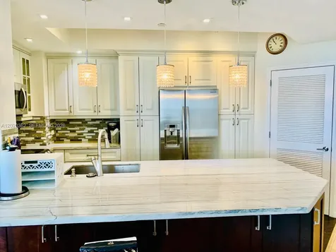 888 Brickell Key Drive Miami FL 33131