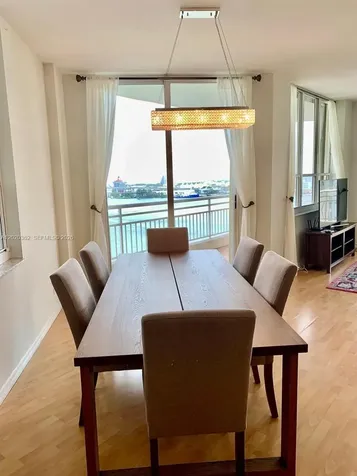 888 Brickell Key Drive Miami FL 33131